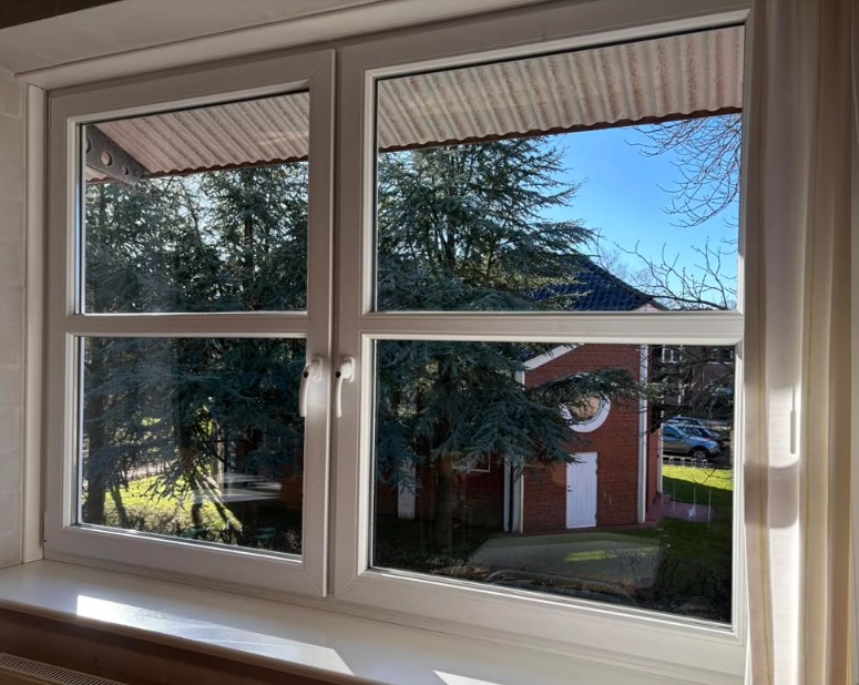 Fenster nach Glasreinigung Oldersbek